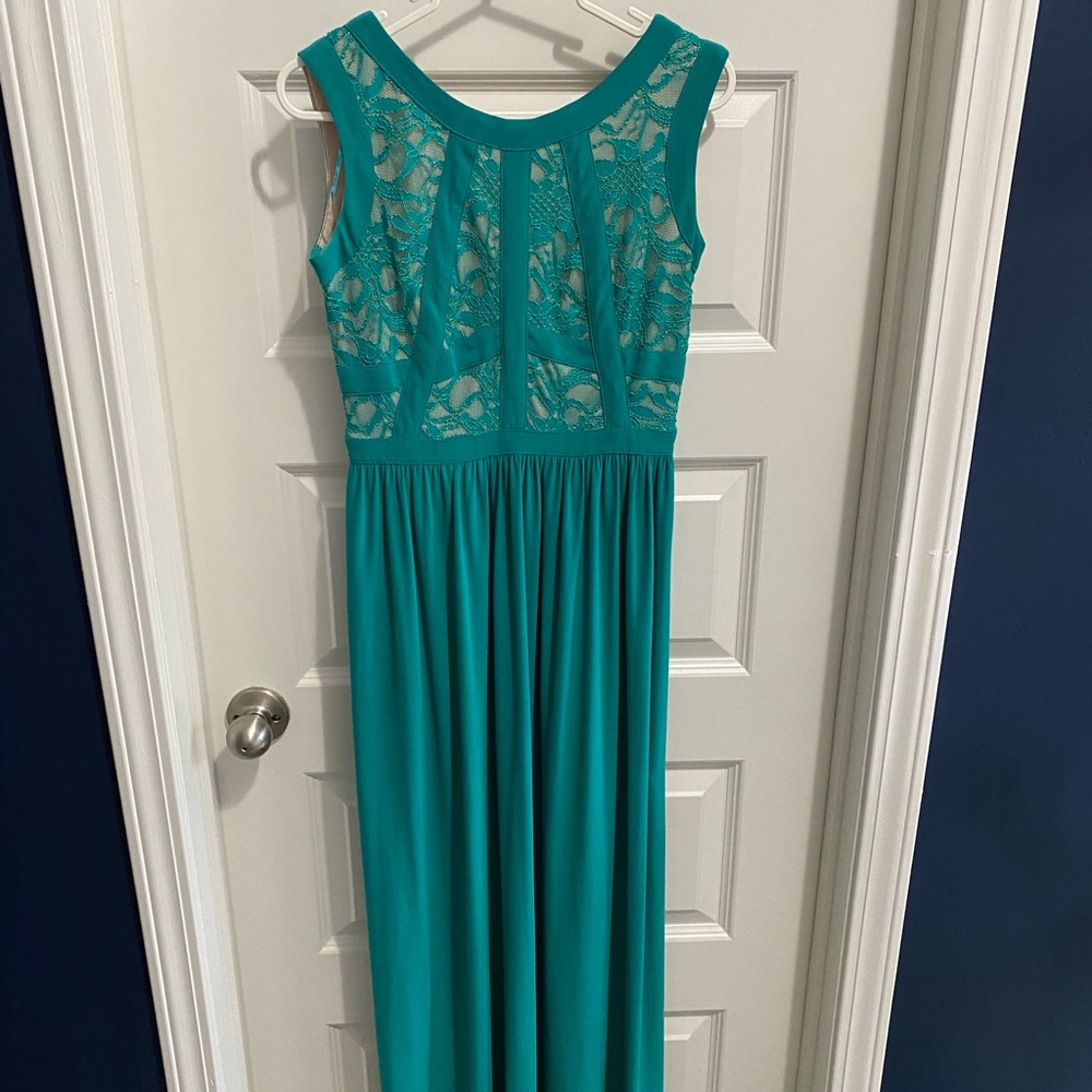 Morgan & Co Lace Dress- Evening dress-